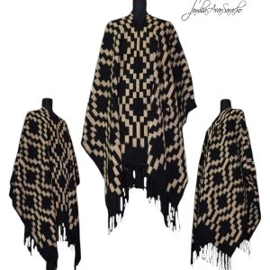 PONCHO ATADO A002/01 – NEGRO – UN PAÑO – TRAMA Y URDIMBRE FINA CAMPO COMPLETO – SOLO POR PEDIDO