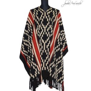 PONCHO ATADO A011 – UN PAÑO – TRAMA Y URDIMBRE FINA – SE REALIZA POR PEDIDO