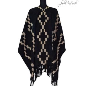 PONCHO ATADO A084 – UN PAÑO TRAMA FINA, URDIMBRE FINA – SOLO POR PEDIDO