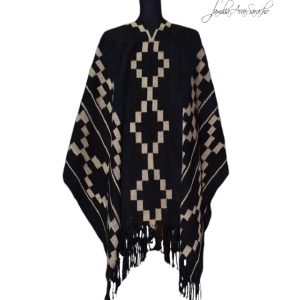 PONCHO ATADO A085 – UN PAÑO TRAMA FINA, URDIMBRE FINA