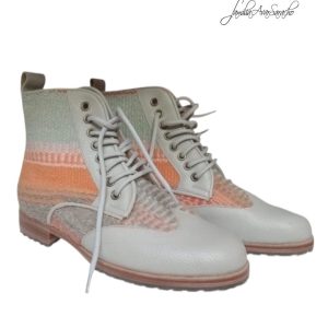 BORCEGUIES B40-007 «Familia Avar Saracho» Talle 38 DISPONIBLES