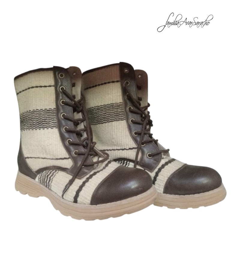 BORCEGUÍES B40-005 «Familia Avar Saracho» Talle 40 DISPONIBLES