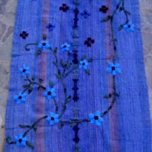 ALFOMBRA BORDADA MB805   2 mts. x 1.40 mts.