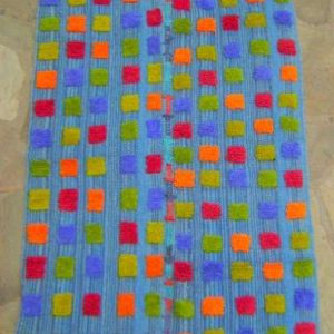ALFOMBRA BORDADA MB808   2 mts. x 1.40 mts.