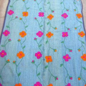 ALFOMBRA BORDADA MB814   2 mts. x 1.40 mts.