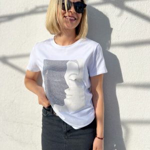 Camiseta Face Contraste