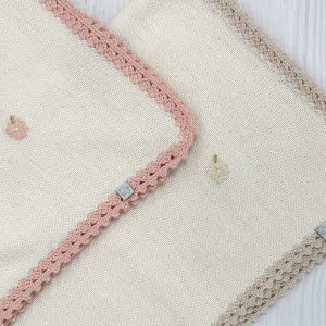 Rebozo tejido en Alpaca Bordado