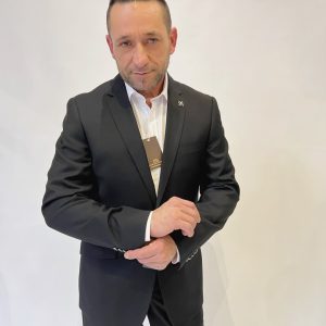 Traje Season