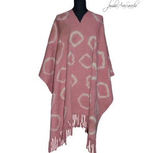 PONCHO DE ARGOLLAS G134 – UN PAÑO – TRAMA Y URDIMBRE FINA – DISPONIBLE