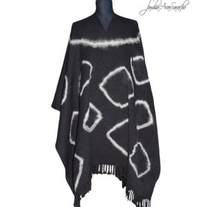 PONCHO DE ARGOLLAS G521 NEGRO- UN PAÑO – TRAMA Y URDIMBRE FINA – DISPONIBLE