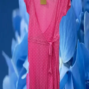 VESTIDO MANGA CORTA ROSA CON LUNARES