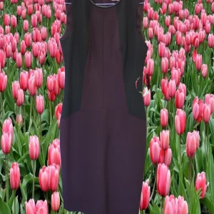 VESTIDO MIDI SIN MANGAS NEGRO Y MORADO