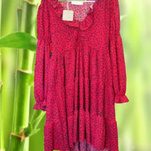 VESTIDO MIDI ROJO MANGA LARGO CON ESTAMPADO