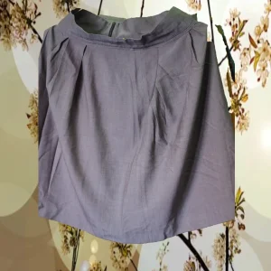 FALDA CORTA GRIS