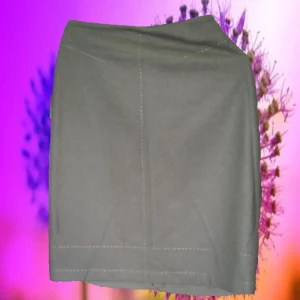 FALDA CORTA MARRON