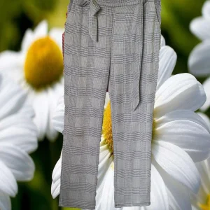 PANTALÓN MUJER BLANCO CON CUADRO ESCOCÉS
