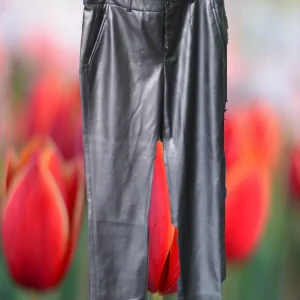 PANTALÓN MUJER NEGRO EFECTO CUERO