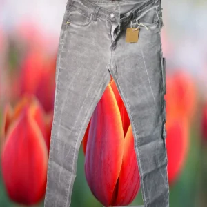 PANTALON MUJER VAQUERO GRIS