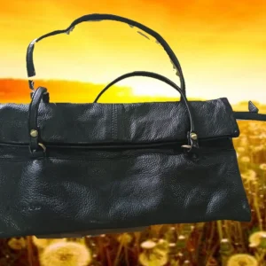 BOLSO NEGRO DE MANO DE PIEL