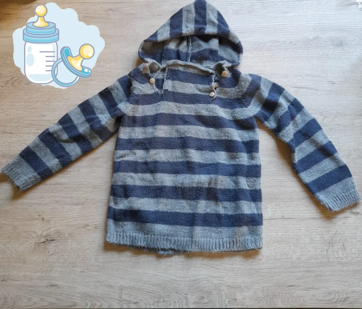 JERSEY RAYAS AZUL Y GRIS CON CAPUCHA NIÑO