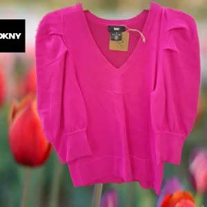 JERSEY MUJER ROSA CON MANGA CORTA ABULLONADA DKNY