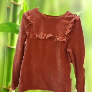 JERSEY MUJER ROJO CON DETALLES DE VOLANTES EN HOMBROS