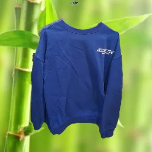 CHANDAL AZUL  CON DETALLE BORDADO EN PECHO Y MUSLO