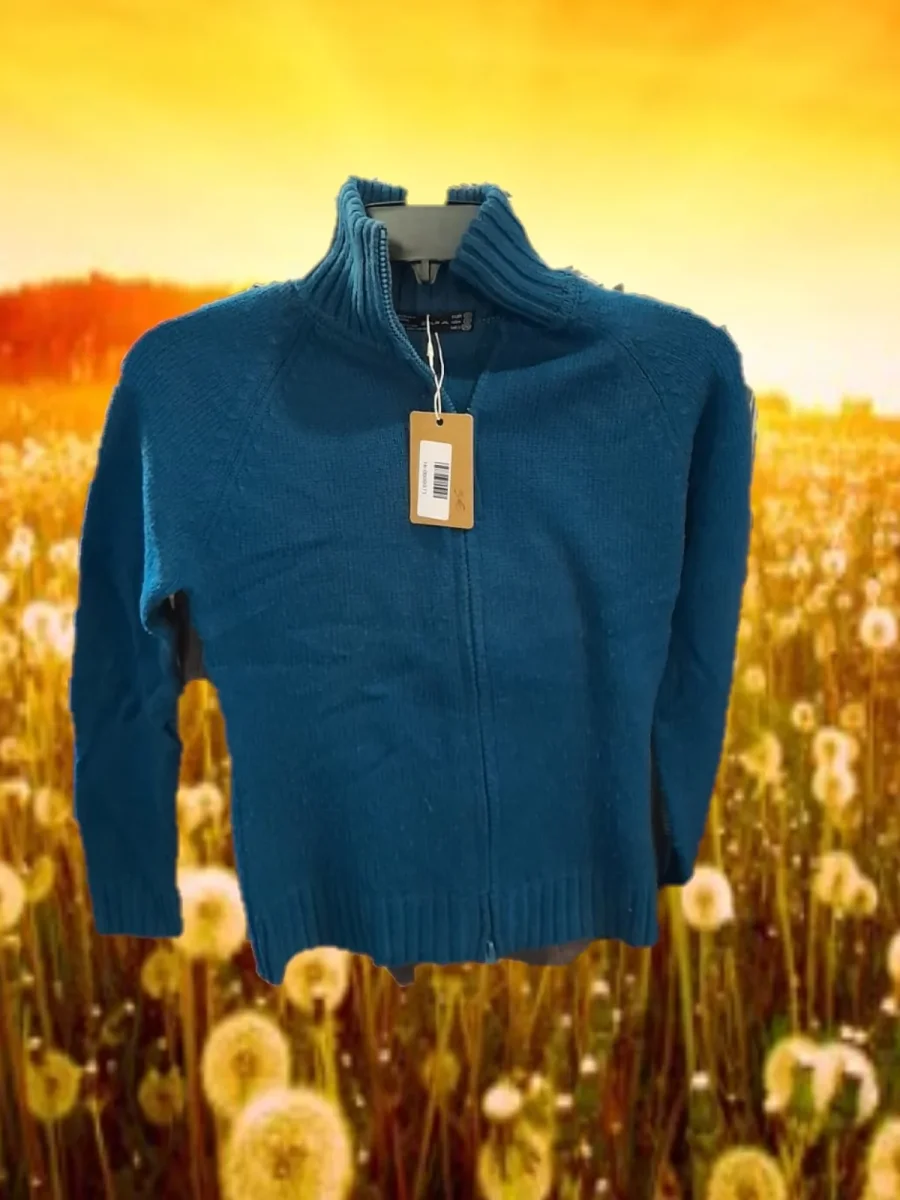 CHAQUETA AZUL DE PUNTO CON CREMALLERA