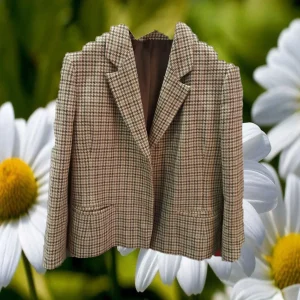CHAQUETA BEIGE CON CUADROS MARRONES