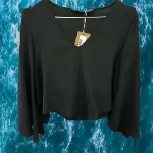 BLUSA  NEGRA DE VESTIR