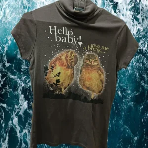 CAMISETA MUJER MANGA CORTA MARRON CON DIBUJO