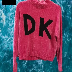 JERSEY ROSA CON SERIGRAFÍA DKNY