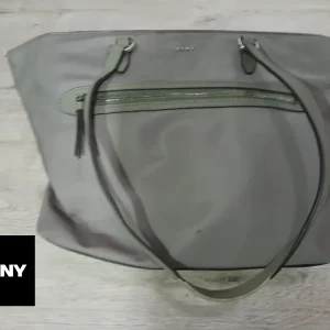 BOLSO GRANDE BEIGE DE TELA DKNY ( TARA MANCHADO PARTE DELANTERA Y ASAS DEFECTUOSAS )