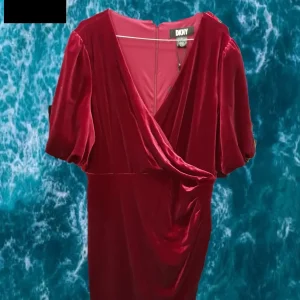 VESTIDO MIDI ROJO TERCIOPELO MEDIA MANGA ABULLONADA Y FRUNCIDO EN CINTURA DKNY