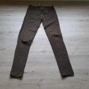 PANTALÓN MARRÓN DE PANA SEÑORA