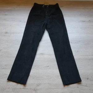 PANTALÓN NEGRO DE PANA SEÑORA