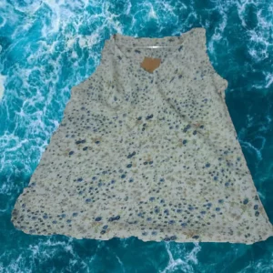 BLUSA TIRANTES BEIGE CON ESTAMPADO FLORAL