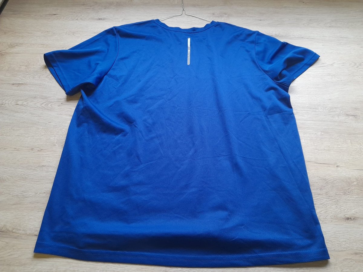 CAMISETA M/C AZUL DEPORTE TRANSPIRABLE - Imagen 3