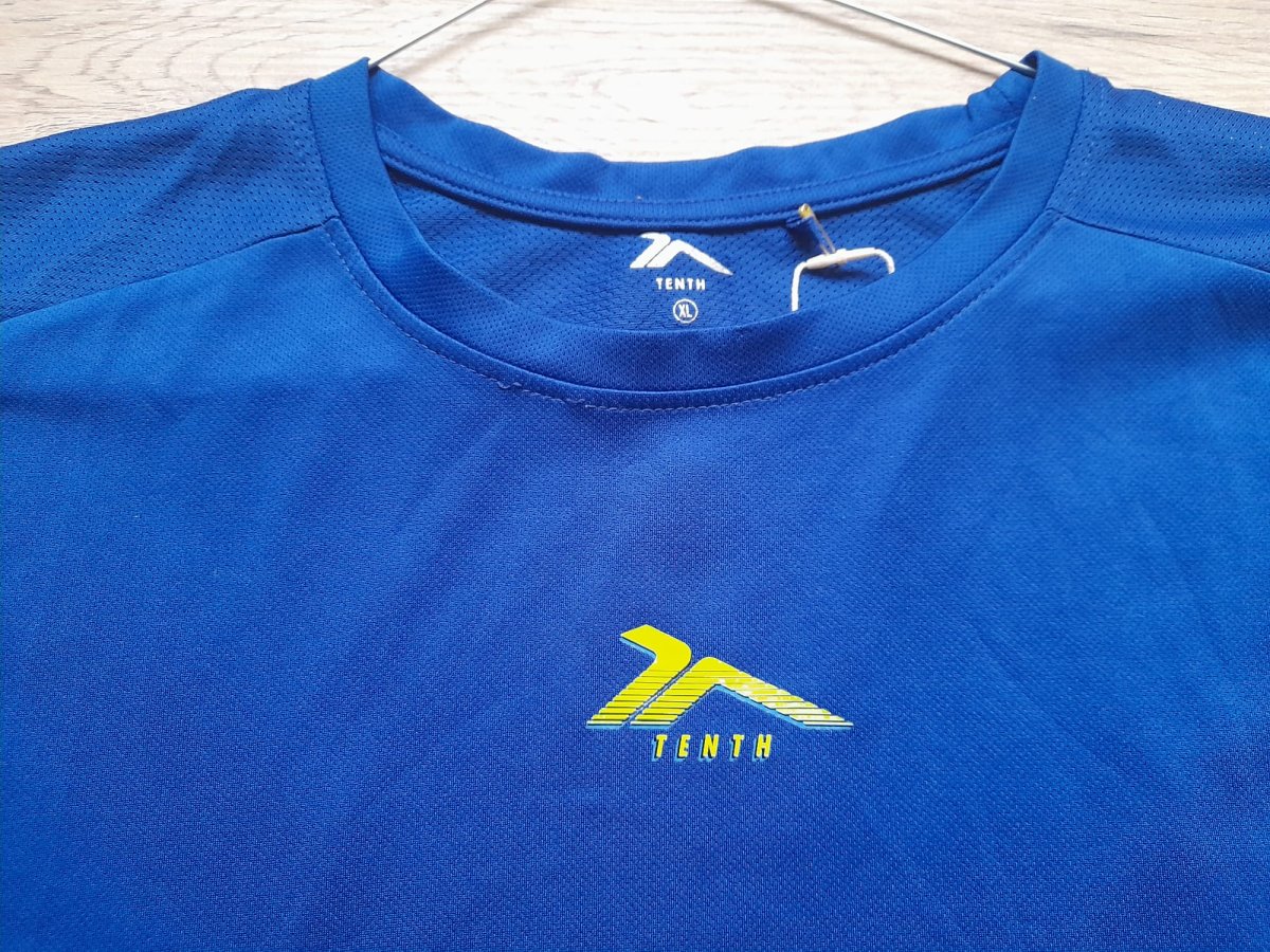 CAMISETA M/C AZUL DEPORTE TRANSPIRABLE - Imagen 5