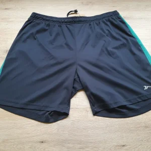 PANTALÓN CORTO DEPORTE AZUL AMRINO CON RAYA VERDE TRANSPIRABLE