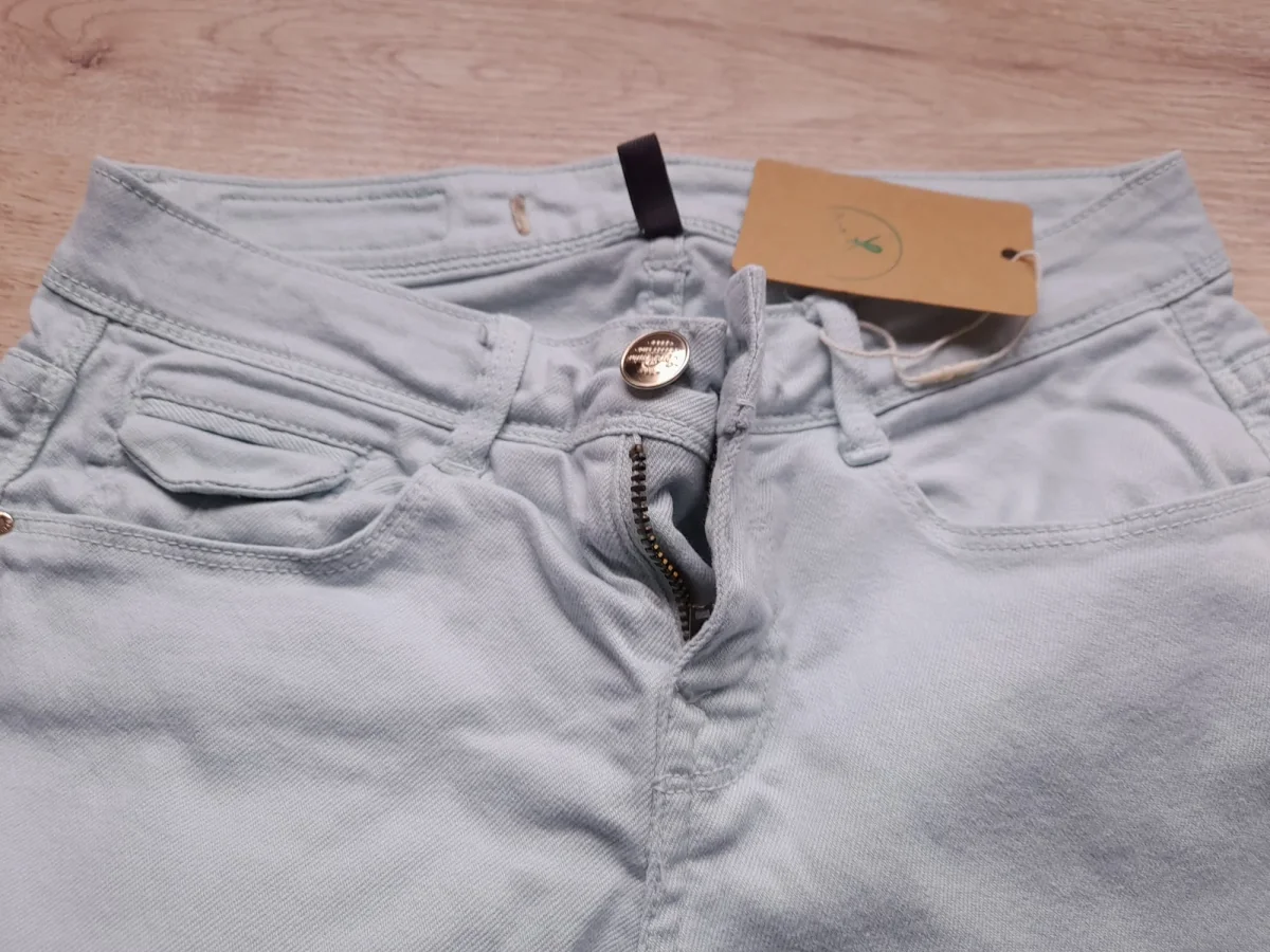 PANTALÓN TIPO VAQUERO AZUL CELESTE NIÑ@ELÁSTICO