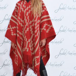 PONCHO ATADO A061 – UN PAÑO TRAMA FINA, URDIMBRE FINA