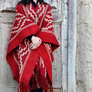 PONCHO ATADO A138/1 – UN PAÑO TRAMA FINA, URDIMBRE FINA – SOLO POR PEDIDO