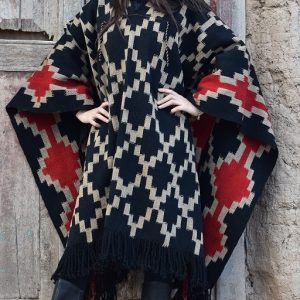 PONCHO ATADO A176 – UN PAÑO. TRAMA FINA, URDIMBRE FINA – SOLO POR PEDIDO