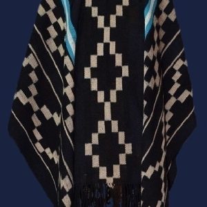 PONCHO ATADO A209 – UN PAÑO TRAMA FINA, URDIMBRE FINA