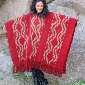 PONCHO ATADO A225, UN PAÑO TRAMA FINA, URDIMBRE FINA