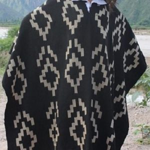 PONCHO ATADO A228, UN PAÑO TRAMA FINA, URDIMBRE FINA