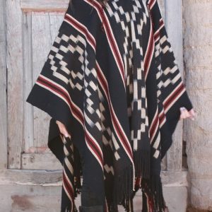PONCHO ATADO A229, UN PAÑO TRAMA FINA, URDIMBRE FINA