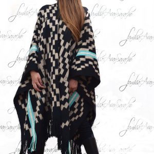 PONCHO ATADO A237, UN PAÑO TRAMA FINA, URDIMBRE FINA