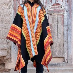 PONCHO DE OVEJA O002/3 BICENTENARIO SIN FLECOS «Serie de Recreación de Ponchos Históricos» – SOLO POR PEDIDO